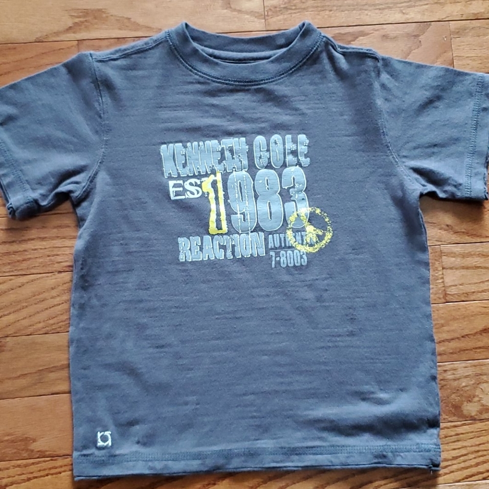 Kenneth Cole Reaction boys tee